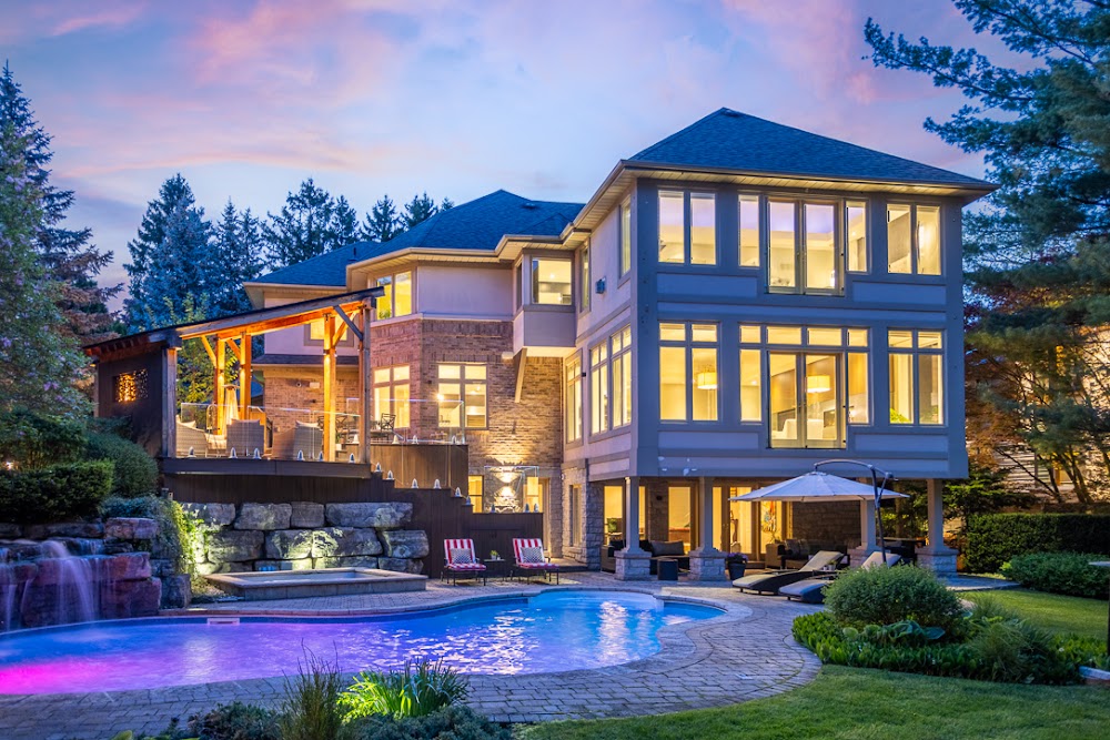 Cali Bajer | Top Toronto Real Estate Agent